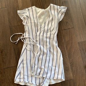 Aritzia Sunday best wrap dress